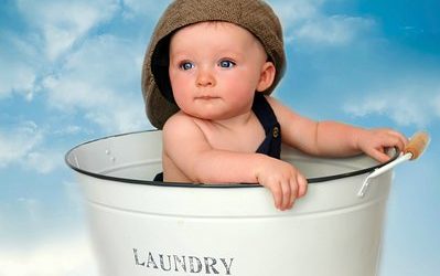 Ist dein Wickeltisch auch viel zu voll? Oder bist du noch am überlegen was du wirklich brauchst?